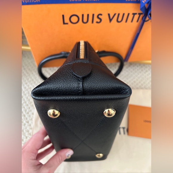 SOLD Authentic Louis Vuitton Neo Alama BB - Picture 6 of 12